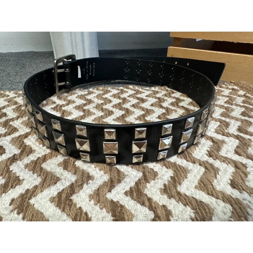 Vintage Y2K Black Faux Leather Pyramid Stud Belt Punk Goth Emo Rocker Festival